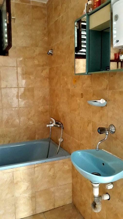 Apartman Tatjana Sutomore Exteriér fotografie